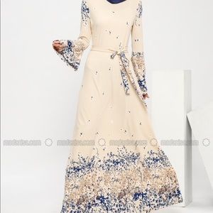 modanisa maxi dress